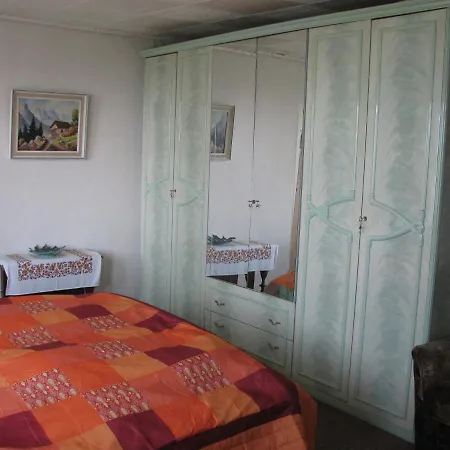 Lejlighed In Fuer 2 Personen Und 1 Kind Bis 6 Jahren